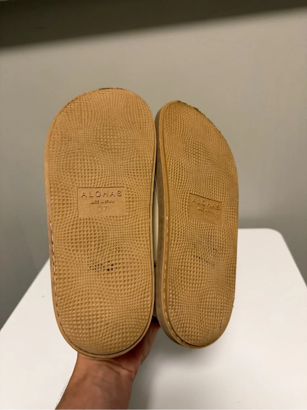Alohas Barrel Chunky Two-Strap Sandals Stone Women’s EU 37 US 6.5 UK 4